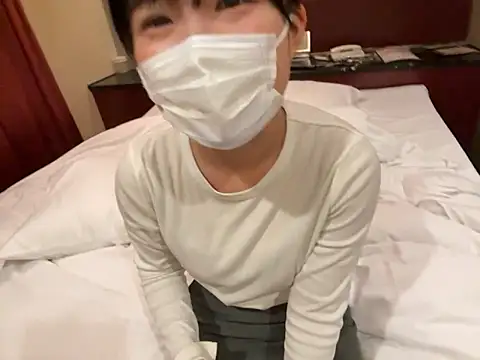 hikiwarinatto xoxo online show from November 7, 9:09 pm