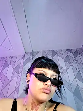 Eva Clark01 online show from February 28, 8:58 am