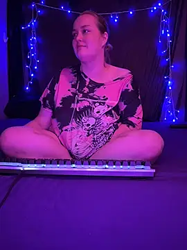 Princessblazed444 online show from August 6, 9:33 pm