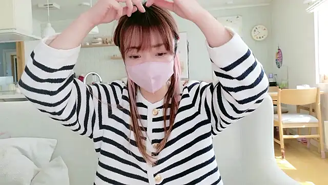 SUZU 1201 online show from April 16, 1:39 am