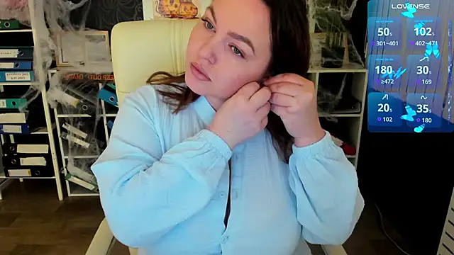  feel me  online show from October 27, 1:45 am