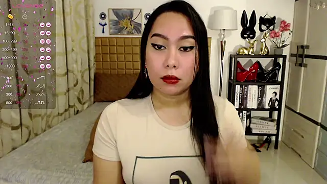 iamyourfantasyxx online show from June 16, 1:28 am