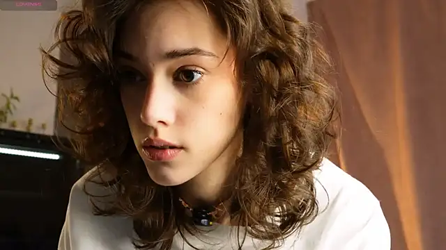 ttragedienne online show from November 15, 1:12 pm