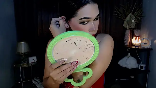 Snapshot of Kiethmadison_Miller chatting on September 13, 12:07 am Kiethmadison Miller online show from September 13, 12:07 am