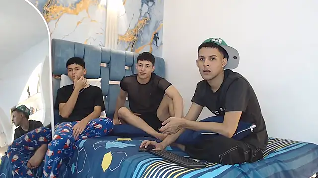 GRETTY BOYS online show from December 18, 7:24 am