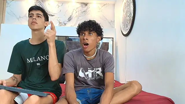 YOUNGS GUYS online show from September 24, 7:35 pm