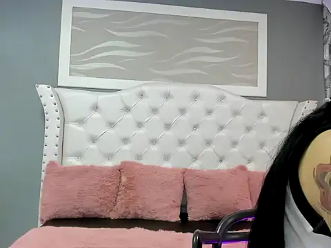  camila ortiz online show from September 25, 7:45 pm