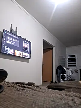 coisasdecasal2727 online show from April 13, 10:32 pm