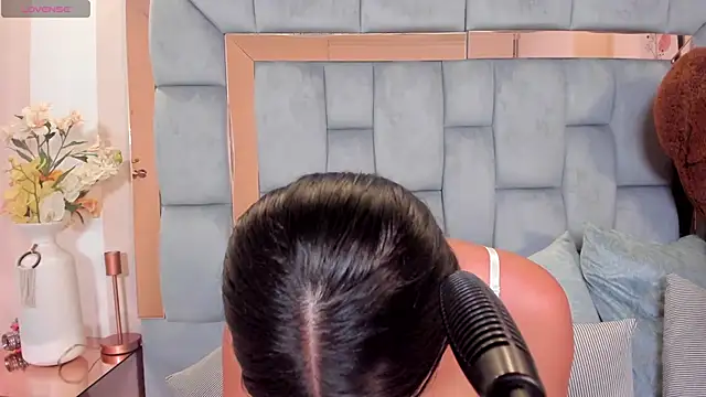 chloeriveraa online show from October 21, 10:03 pm