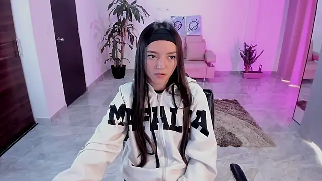 bella fox 1 online show from November 4, 2:44 pm