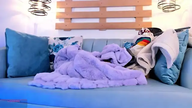 ArianaSantana online show from October 8, 1:04 pm