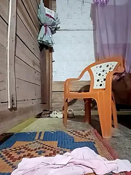 LucyyLy online show from March 29, 8:57 am