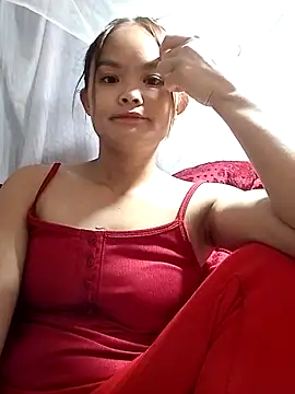 xinhxinhcute online show from November 11, 2:40 am