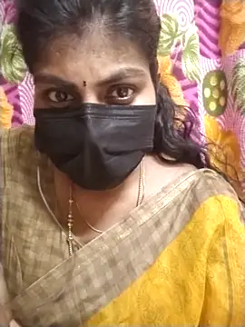 Snapshot of Nithiila chatting on September 26, 4:48 pm Nithiila online show from September 26, 4:48 pm