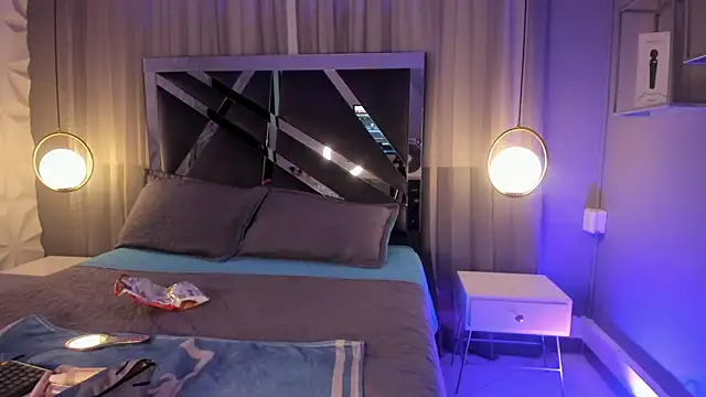 MAGIC TESSA online show from October 25, 7:54 pm