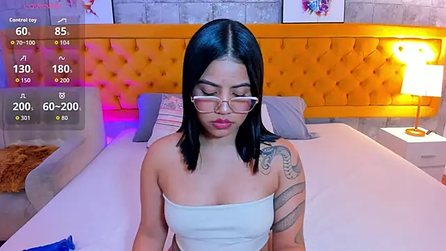 LiilithNova online show from February 25, 4:44 am