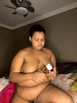 MamoM24 online show from September 14, 2:26 pm