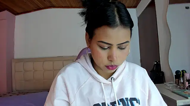 Michluxe 69 online show from July 28, 2:42 am