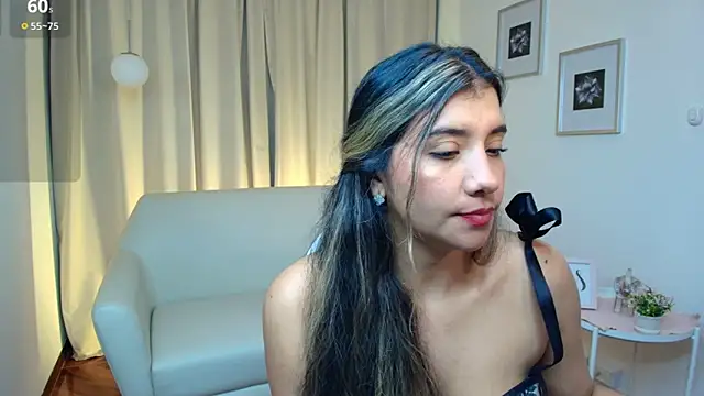 nina moen online show from December 19, 4:27 am