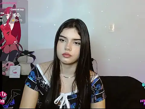 Snapshot of Emma_yui19 chatting on October 1, 11:31 pm Emma yui19 online show from October 1, 11:31 pm