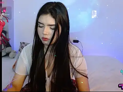 Snapshot of Emma_yui19 chatting on September 24, 11:04 pm Emma yui19 online show from September 24, 11:04 pm