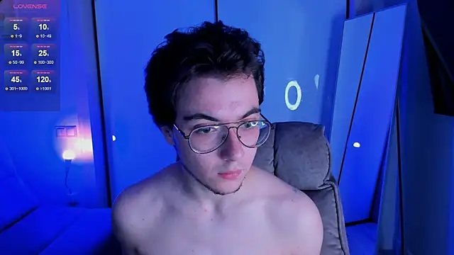 tyler bergg online show from September 14, 12:19 am