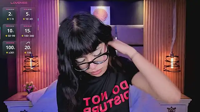 AlanaWalker9 online show from February 10, 4:04 am