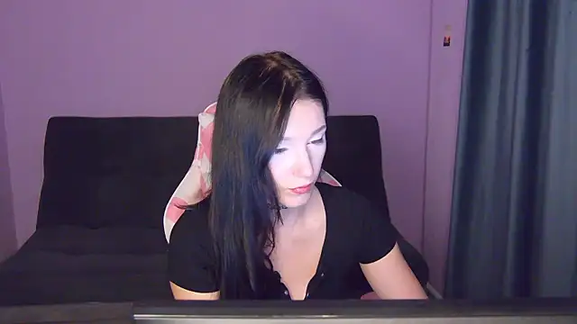 Frankie Nora online show from September 10, 1:27 am