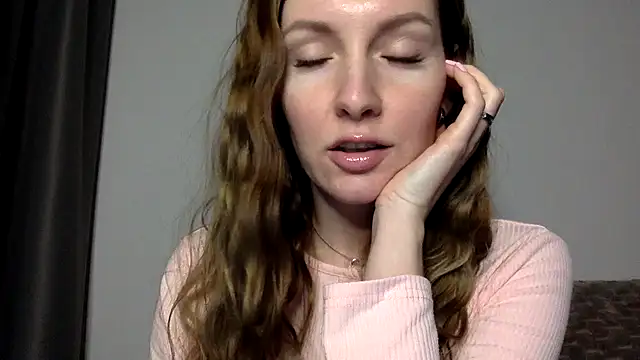 Varnyx online show from November 11, 1:30 pm