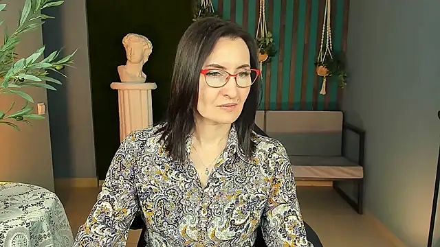 UnaTerra online show from November 11, 9:28 am