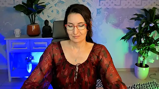 UnaTerra online show from November 1, 9:46 am