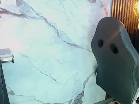 Penelopee Rouse online show from March 25, 7:39 pm