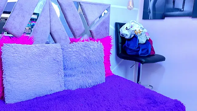 Snapshot of sharik_noa chatting on October 14, 7:38 pm sharik noa online show from October 14, 7:38 pm