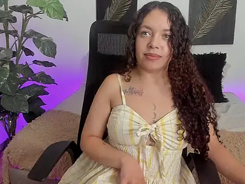 RubyStrong online show from November 4, 1:38 pm