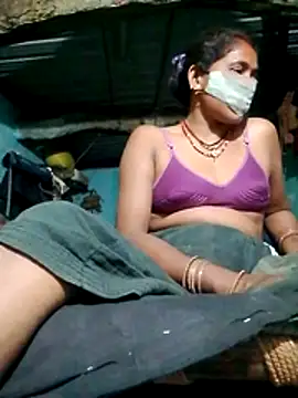 CUTE-004 online show from April 17, 5:37 pm