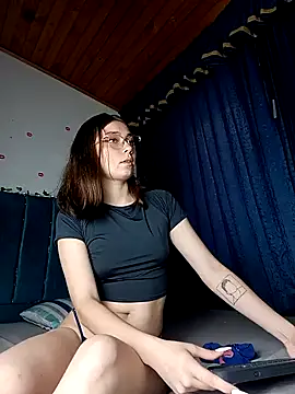 MilaFyre online show from October 27, 11:17 am