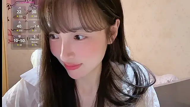 Snapshot of xiaoyun_666 chatting on October 18, 10:40 am xiaoyun 666 online show from October 18, 10:40 am