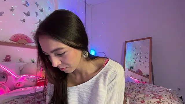 keirasworld online show from May 29, 12:19 am