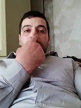 darkparadi online show from April 17, 1:24 pm