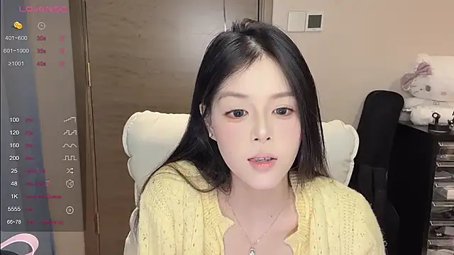 Koi-00 online show from December 4, 1:02 pm