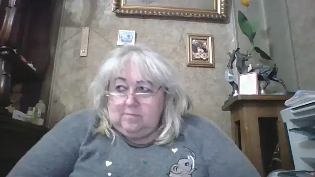 Lala-Love56 online show from December 17, 6:56 pm