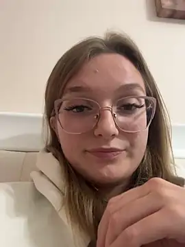 Snapshot of Bellatrisssaa chatting on October 1, 8:14 pm Bellatrisssaa online show from October 1, 8:14 pm