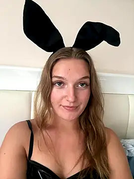 Snapshot of Bellatrisssaa chatting on September 11, 12:16 pm Bellatrisssaa online show from September 11, 12:16 pm