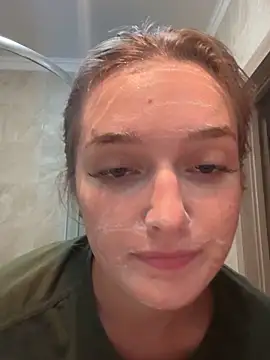 Snapshot of Bellatrisssaa chatting on September 15, 6:26 pm Bellatrisssaa online show from September 15, 6:26 pm