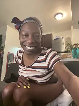 littyleesh1 online show from March 26, 6:48 am