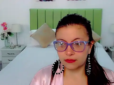 Snapshot of Amber_Rouge_ chatting on October 22, 12:21 pm Amber Rouge online show from October 22, 12:21 pm
