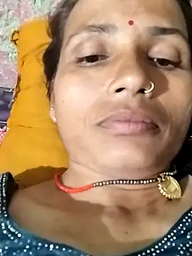 Snapshot of KIRTI12_HOT chatting on October 6, 5:29 pm KIRTI12 HOT online show from October 6, 5:29 pm