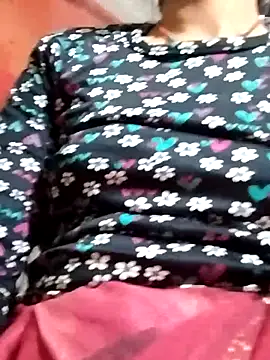 Snapshot of KIRTI12_HOT chatting on October 9, 3:49 pm KIRTI12 HOT online show from October 9, 3:49 pm