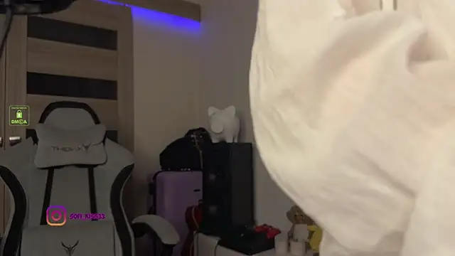 SofI-Play online show from September 24, 6:51 pm