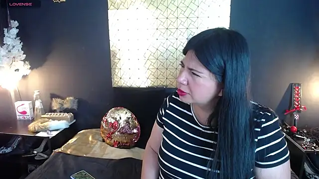 kinky momm online show from March 23, 4:24 pm